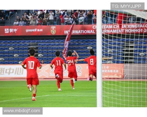 成都足球队实力引发热议球迷观点分歧分析