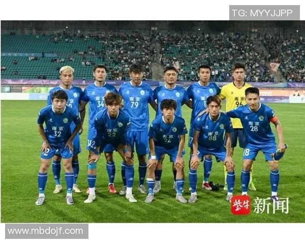 赛后分析南京足球队与上海足球队的战术对决与精彩瞬间回顾