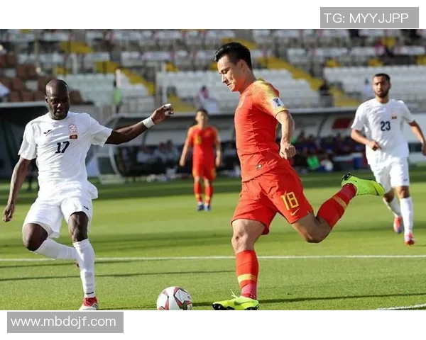 西安足球队个人能力引发热议球迷对球员表现褒贬不一 西安足球队个人能力引发热议球迷对球员表现褒贬不一