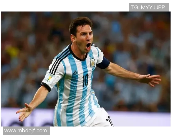 西街足球明星的传奇故事与成就揭秘,谁是球场上的璀璨之星 西街足球明星的传奇故事与成就揭秘,谁是球场上的璀璨之星